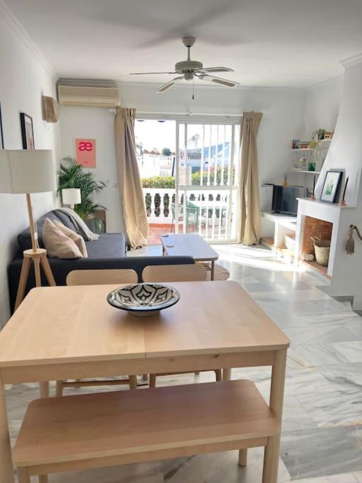 Beautiful Views, Pool & Just 10Min To The Beach Nerja Ngoại thất bức ảnh